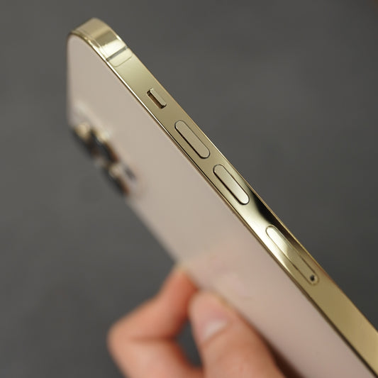 Miếng dán PPF iPhone 13 Pro Max sau khi hoàn thiện