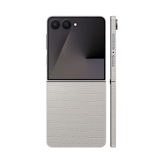 Miếng Dán Da Samsung Z Flip 7 Vân Cá Sấu Trắng