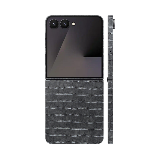 Miếng Dán Da Samsung Z Flip 7 Vân Cá Sấu Xám Đậm