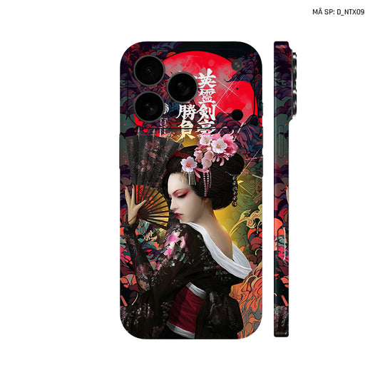 Dán Skin IPhone 17 Series Hình Nghệ Thuật Xăm Geisha | D_NTX09