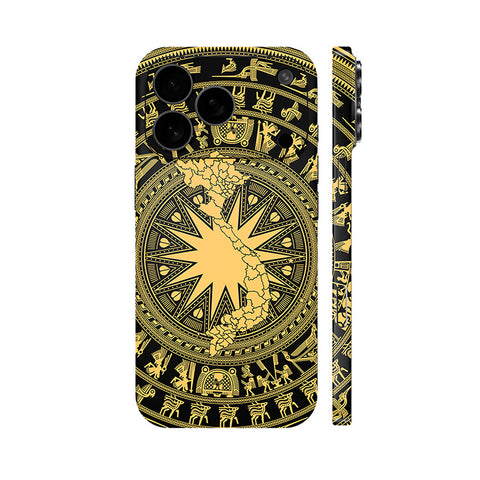 Dán Skin IPhone 17 Series Hình Trống Đồng Bản Đồ Vàng Đen