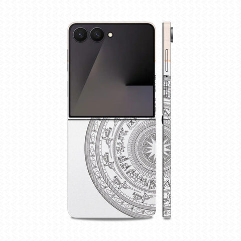 Dán Skin Galaxy Z Flip 8 In Hình Trống Đồng Trắng
