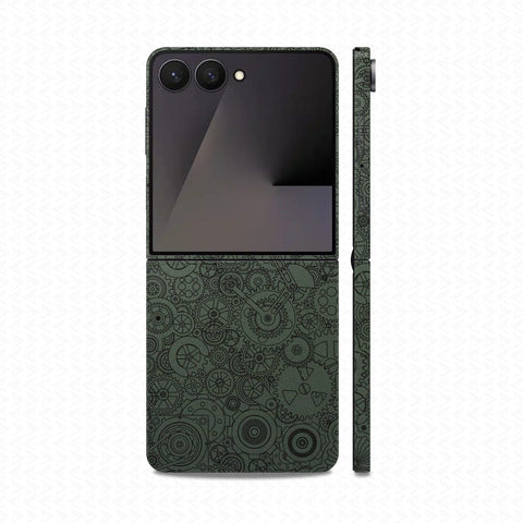 Dán Skin Galaxy Z Flip 8 Vân Nổi Động Cơ | UVPT18
